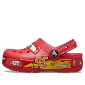Chodaki Lightning McQueen z podświetleniem „Red”