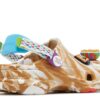 Cinnamon Toast Crunch x Classic All-Terrain Clog dla małych dzieci Cinnamon Toast Crunch x Classic All-Terrain Clog dla małych dzieci