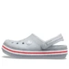 Crocband Varsity Chodaki „Szary Czerwony”
