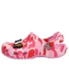 Crocs x A Bathing Ape Chodaki „Carnation”