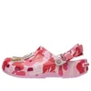Crocs x A Bathing Ape – chodaki „Carnation”