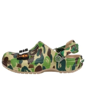 Crocs x A Bathing Ape – chodaki „Chai”