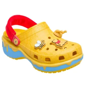Crocs x Disney Winnie the Pooh Classic Platform Clog „Yellow Red”