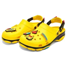 Crocs x Pac-Man Classic Clogs „Yellow Black”
