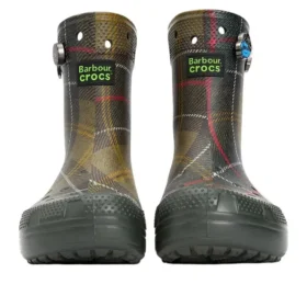 Klasyczne botki i kozaki Crocs x Barbour „Olive Plaid”