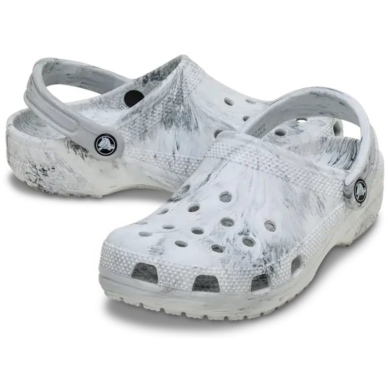 Klasyczne chodaki marmurkowe w stylu akwareli Klasyczne chodaki marmurkowe w stylu akwareli