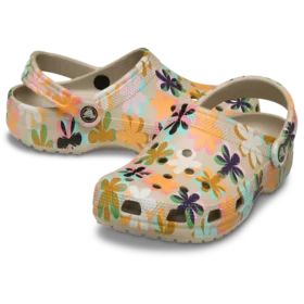 Klasyczne letnie chodaki w stylu retro