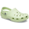 Klasyczne sandały Crocs Beach Unisex w kolorze szaro-zielonym