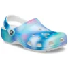 Kolorowe sandały plażowe Crocs unisex wielokolorowe z białymi akcentami