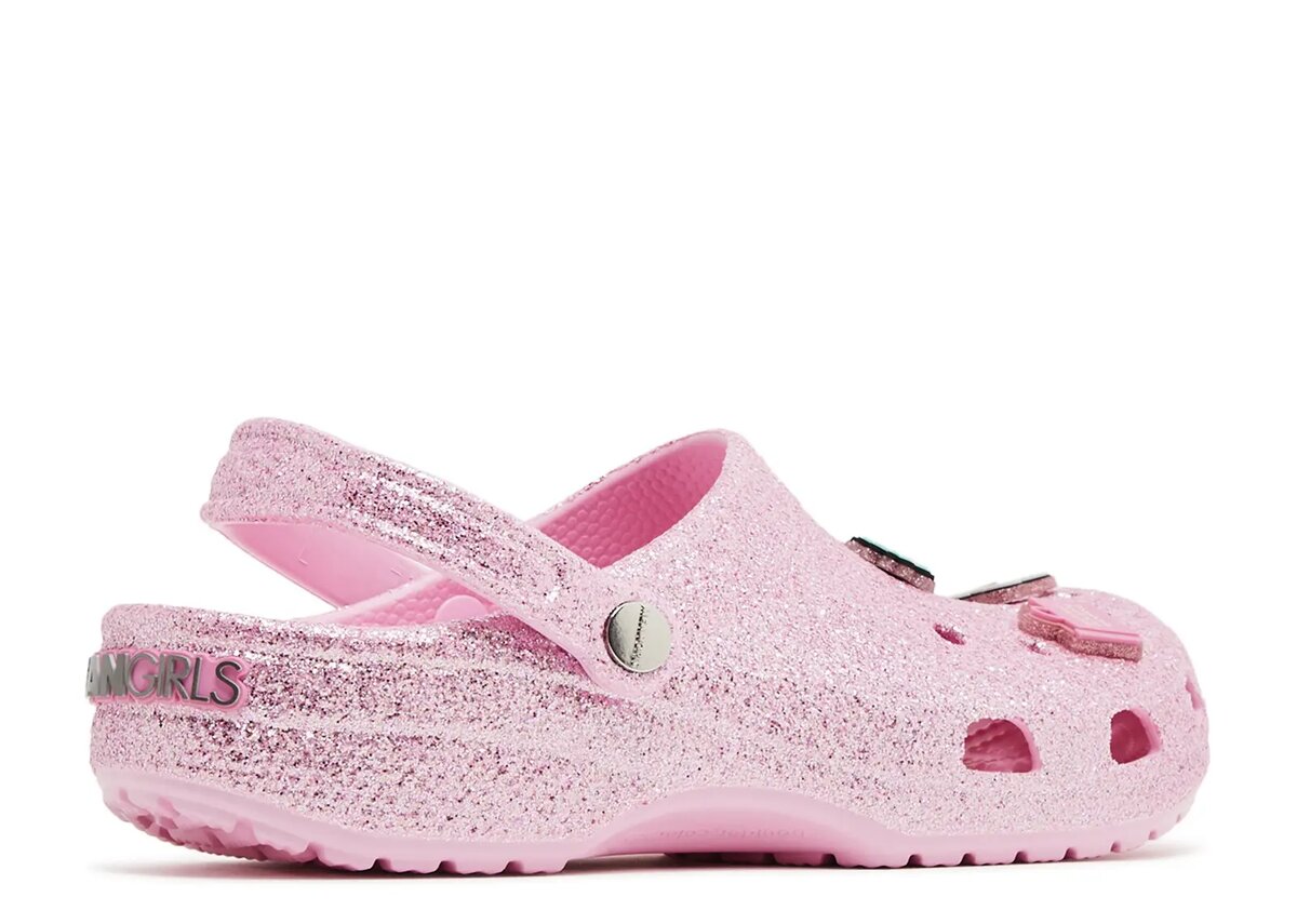 Mean Girls x Classic Clog „On Wednesdays We Wear Pink” Mean Girls x Classic Clog „On Wednesdays We Wear Pink”