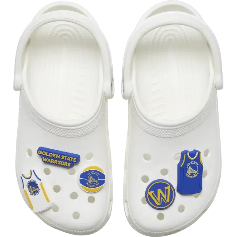 Przypinki Jibbitz™ NBA Golden State Warriors – zestaw 5 sztuk Przypinki Jibbitz™ NBA Golden State Warriors – zestaw 5 sztuk