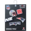 Zestaw 5 przypinek do butów Jibbitz z motywem drużyny NFL New England Patriots Zestaw 5 przypinek do butów Jibbitz z motywem drużyny NFL New England Patriots