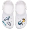 Zestaw 5 przypinek do butów Jibbitz z motywem drużyny NFL Philadelphia Eagles Zestaw 5 przypinek do butów Jibbitz z motywem drużyny NFL Philadelphia Eagles