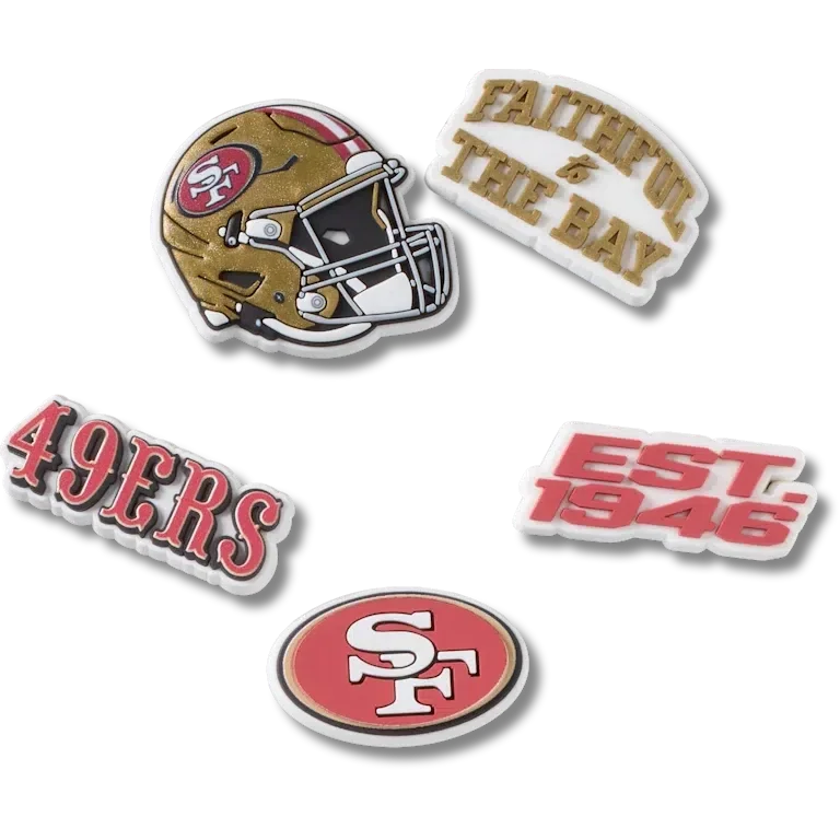 Zestaw 5 przypinek do butów Jibbitz z motywem drużyny NFL San Francisco 49ers Zestaw 5 przypinek do butów Jibbitz z motywem drużyny NFL San Francisco 49ers