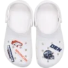 Zestaw 5 przypinek Jibbitz do butów z motywem drużyny NFL Denver Broncos Zestaw 5 przypinek Jibbitz do butów z motywem drużyny NFL Denver Broncos