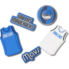 Zestaw 5 przypinek Jibbitz™ z motywem drużyny NBA Dallas Mavericks