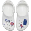 Zestaw 5 przypinek Jibbitz™ z motywem NBA Los Angeles Clippers Zestaw 5 przypinek Jibbitz™ z motywem NBA Los Angeles Clippers